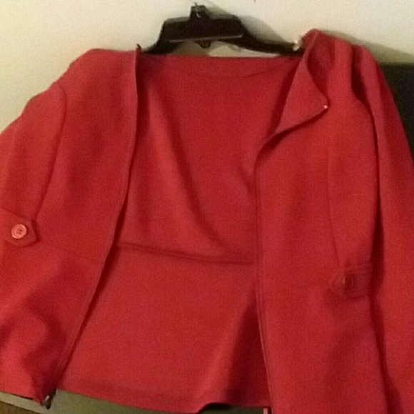Blazer - Picture 2 of 4